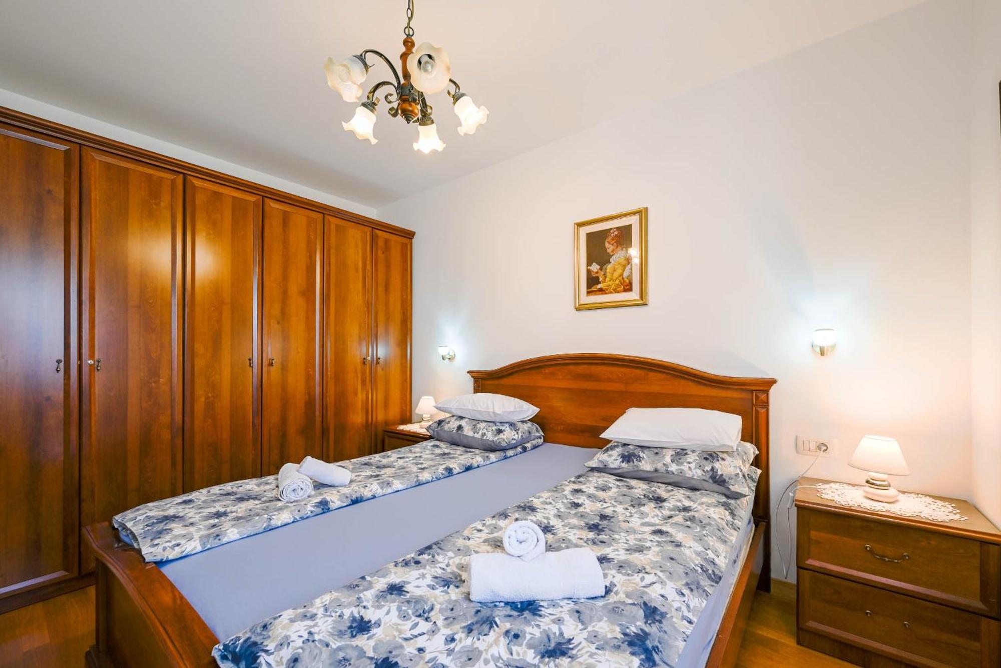 Apartment Emma Rovinj Exterior photo